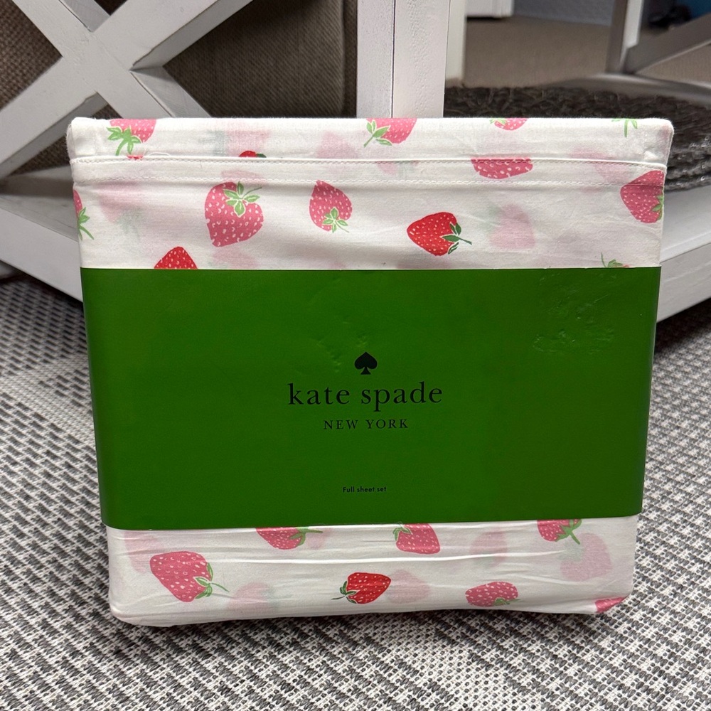 Kate Spade Strawberry 4 Piece Full Sheet Set